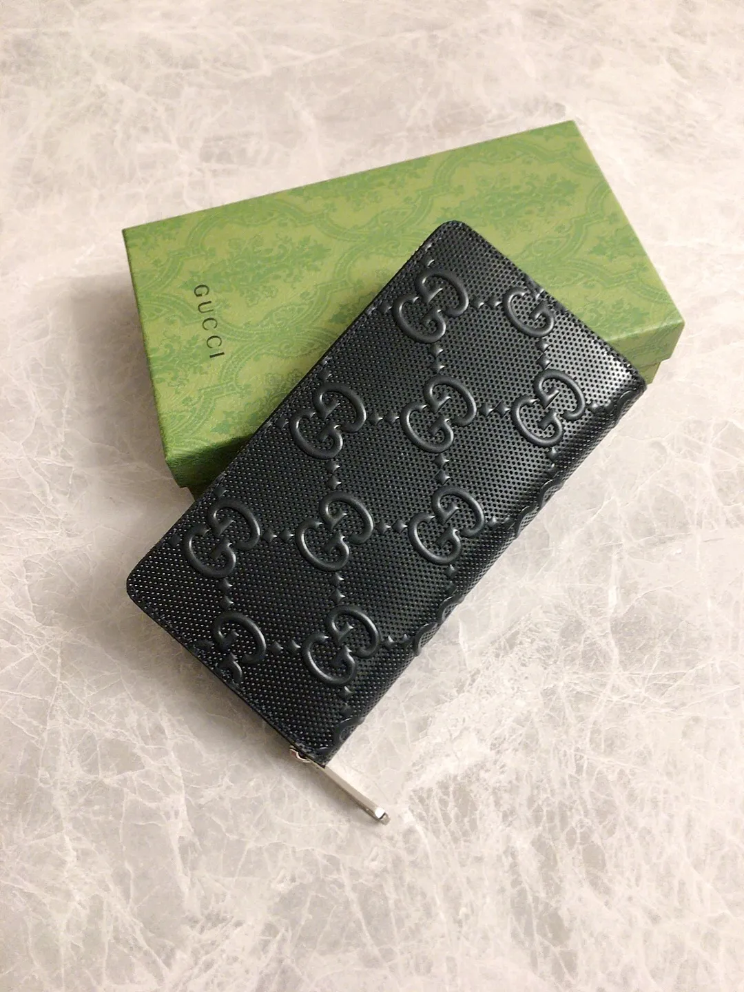 💰420 🇭🇺🇭🇺gucci~2020 early autumn new wallet🧼🧼GG original factory cowhide cleverly integrated into punching and brand logo double G embossing🧼🧼Highlights extraordinary design quality, simple and elegant, super large capacity, very practical🧼🧼Photo taken in person, model: 625558, color: Gram leather, size: 19.5×10×2.5cm