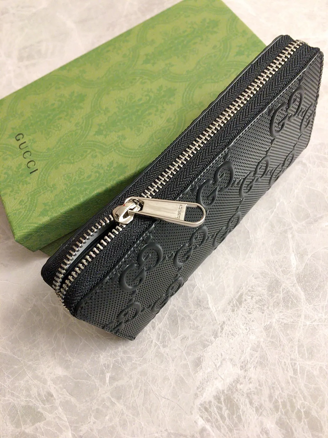 💰420 🇭🇺🇭🇺gucci~2020 early autumn new wallet🧼🧼GG original factory cowhide cleverly integrated into punching and brand logo double G embossing🧼🧼Highlights extraordinary design quality, simple and elegant, super large capacity, very practical🧼🧼Photo taken in person, model: 625558, color: Gram leather, size: 19.5×10×2.5cm