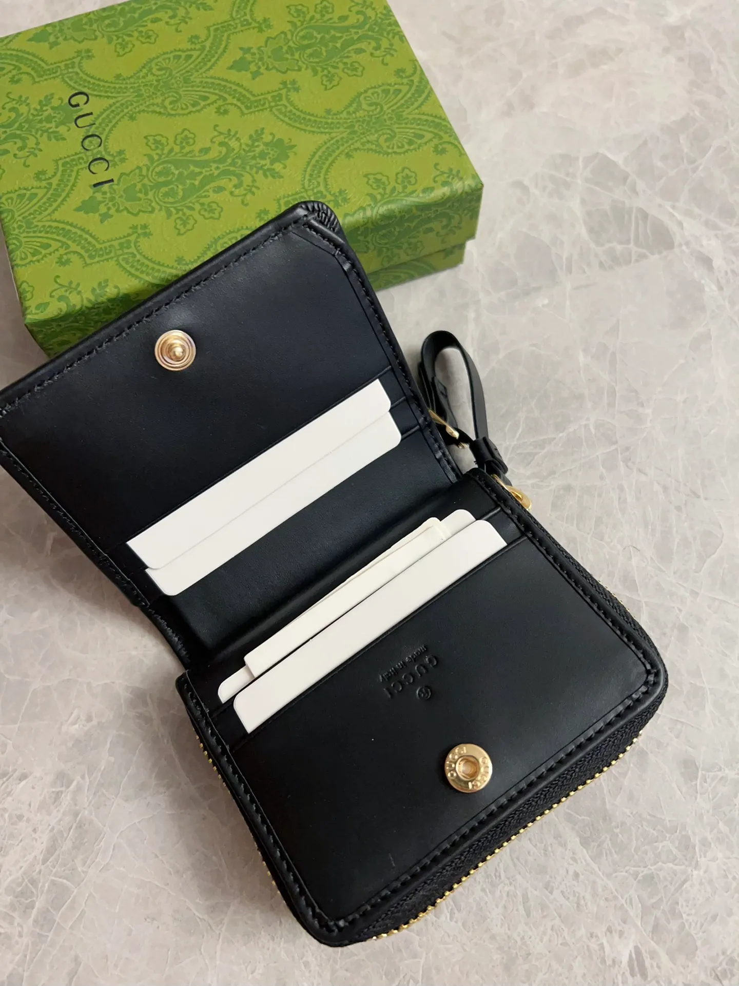 💰440 🇮🇹🇮🇹Gucci’s latest GG Supreme premium PVC with original cowhide small wallet🌾🌾Model: 819131, size: 11×10x3cm