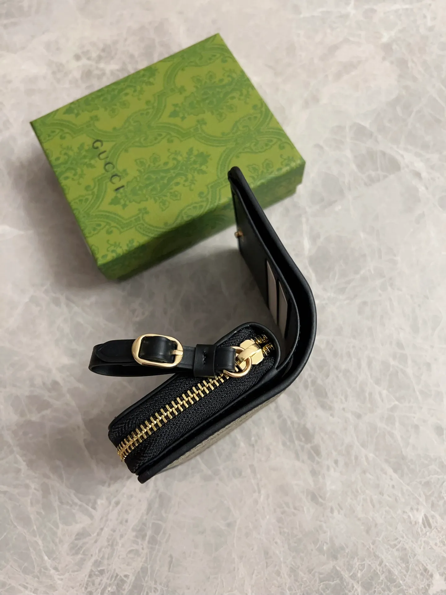 💰440 🇮🇹🇮🇹Gucci’s latest GG Supreme premium PVC with original cowhide small wallet🌾🌾Model: 819131, size: 11×10x3cm