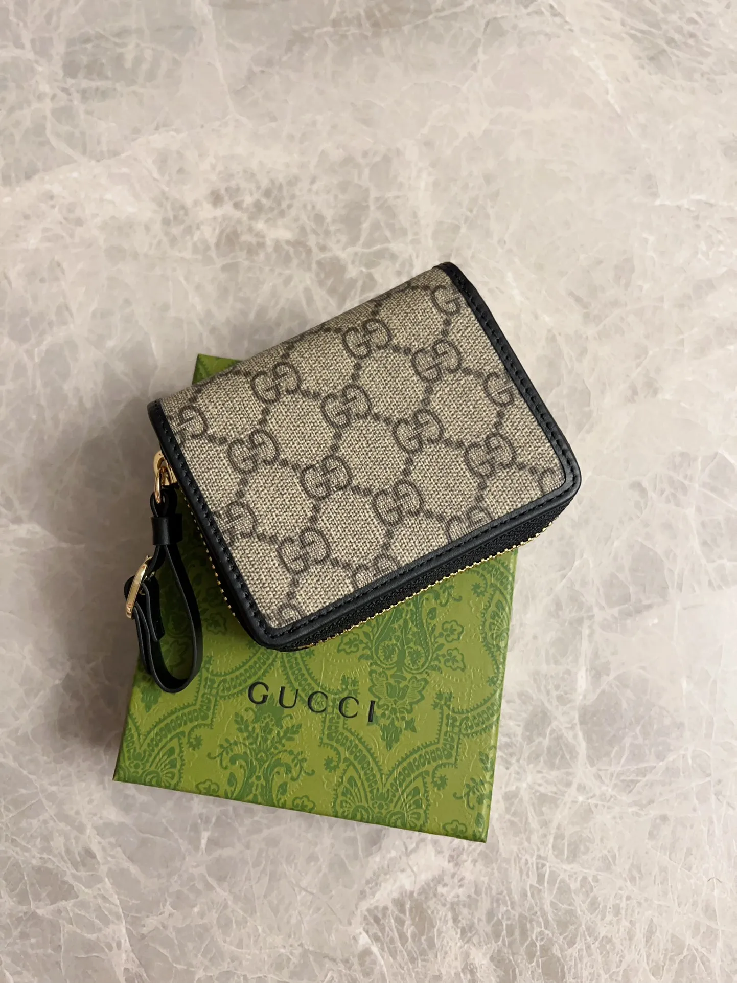 💰440 🇮🇹🇮🇹Gucci’s latest GG Supreme premium PVC with original cowhide small wallet🌾🌾Model: 819131, size: 11×10x3cm