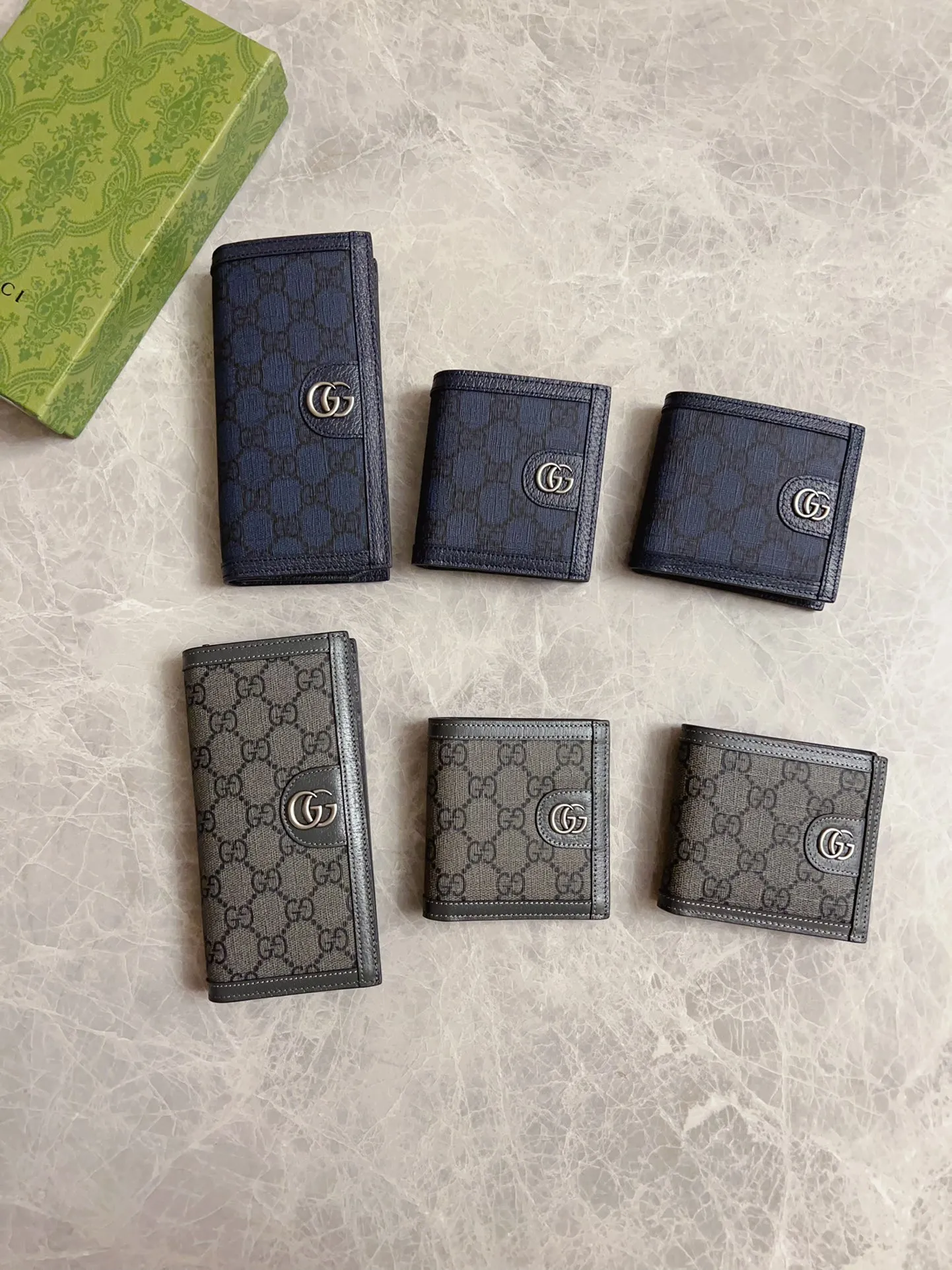 💰400 🇭🇺🇭🇺GucciO’s latest phidia series suit bag, Ophidia series items have endless retro feelings. GG Supreme canvas, cowhide piping, gun silver tone accessories Double G Model: 791746 Size: 19x 9.5cm Color: gray/blue/pvc.