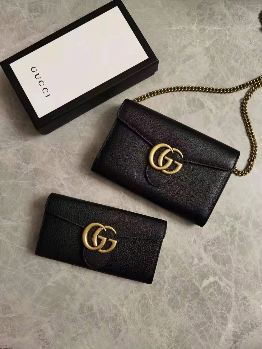 💰 420 🇭🇺🇭🇺Original product! The latest model in the counter, 🦄🦄Top imported first-layer textured cowhide^_^24K high temperature electroplating hardware^_^Perfect stitching 🦄🦄Comparable to genuine products🦄🦄Model number: 400586 Color: black, nude pink, bright red, size: 19.5-10-2.5cm