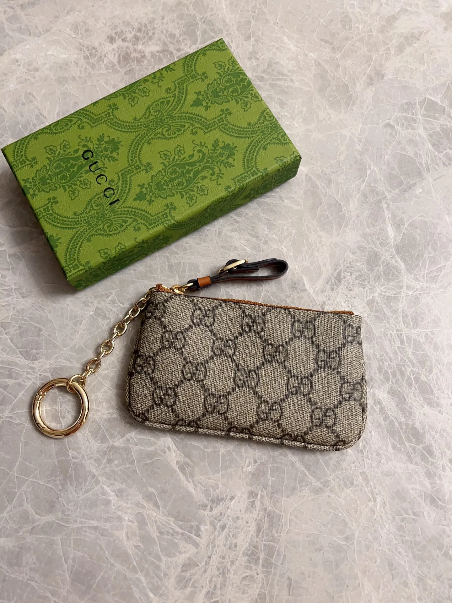 💰340🇮🇹🇮🇹Gucci’s latest GG Supreme premium PVC with original cowhide small wallet/key bag/lipstick bag🌾🌾Model: 819113, size: 12×7.5cm