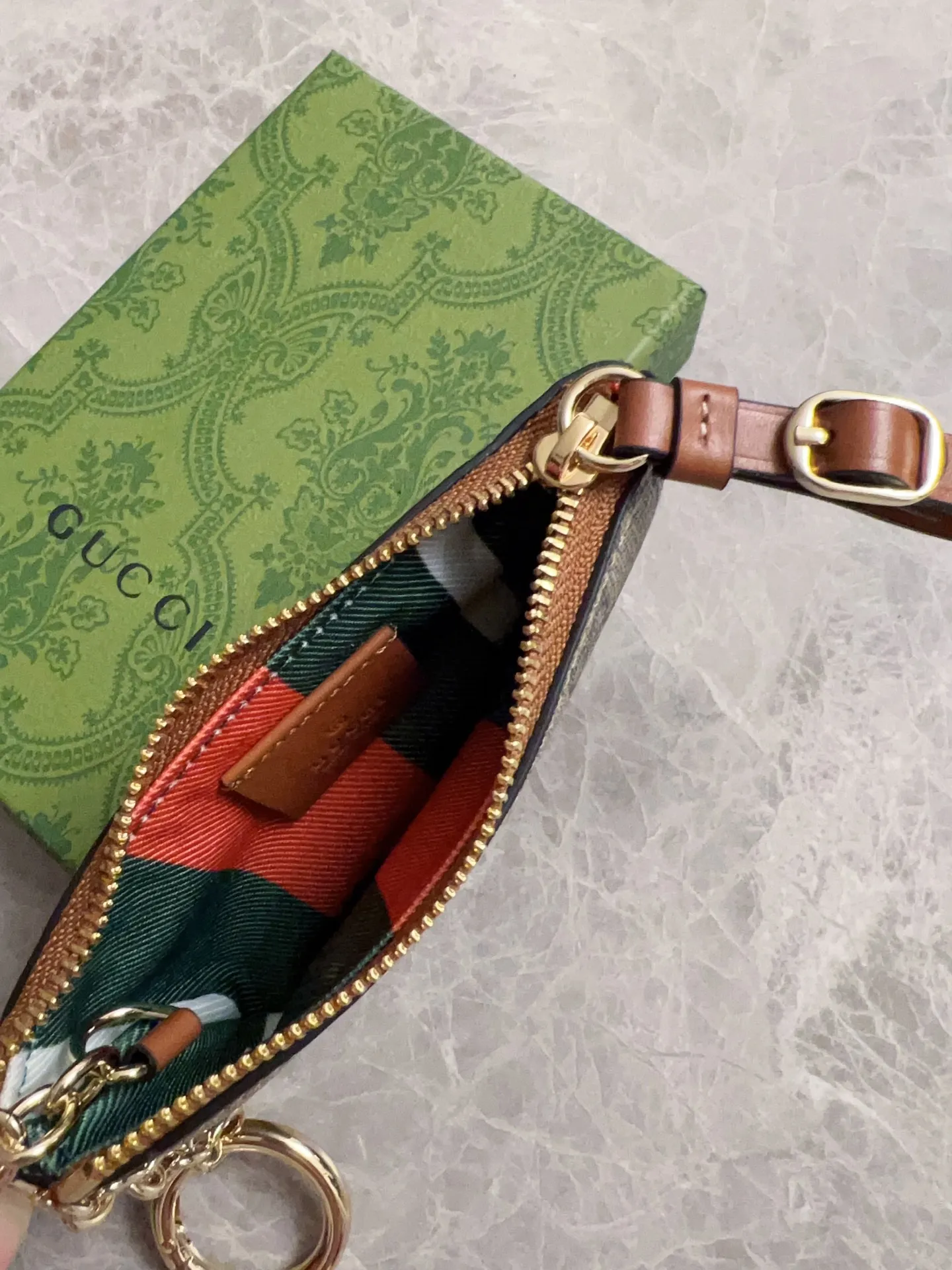 💰340🇮🇹🇮🇹Gucci’s latest GG Supreme premium PVC with original cowhide small wallet/key bag/lipstick bag🌾🌾Model: 819113, size: 12×7.5cm