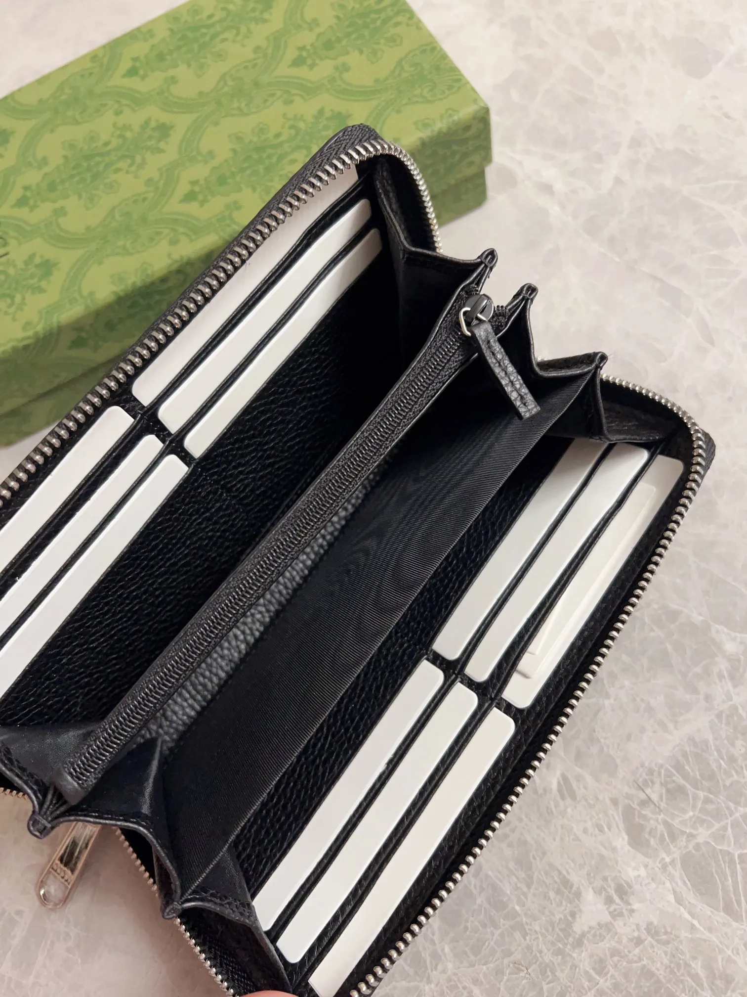 💰480 🇮🇹🇮🇹 New GG Ophidia👉 Brand new super double G series zipper handbag, shipped in original G leather! 🫥🫥Size: 21x14x2.5cm, Model: 739484