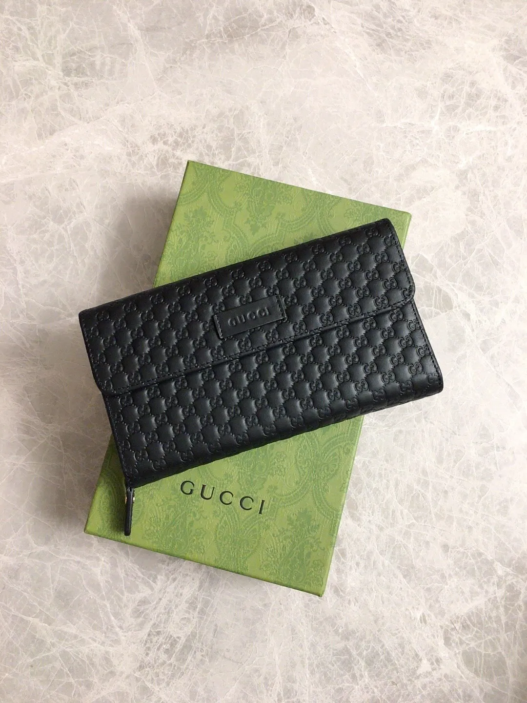 💰560🇭🇺🇭🇺The latest 30% off zipper wallet~original leather small G🌶🌶No matter the materials, workmanship, logo, stamping, wiring, every detail will fully express the wonderful connotation of 🌶🌶Novel style, practical and generous, 🌶🌶Model number: 449364 Size: 20 *10*4cm Color: black,