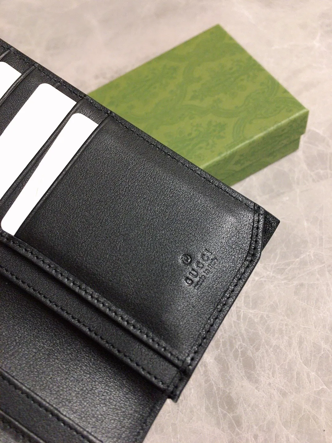💰360🇭🇺🇭🇺New men's suit clip wallet👓👓Counter quality, authentic mold opening, real shot! 👓👓Original cowhide~Using hot-pressed exquisite printing, thick to the touch, with the latest~double GG metal logo👓👓Fashionable and generous, low-key luxury,👓👓Model: 473920, size: 19x 10cm