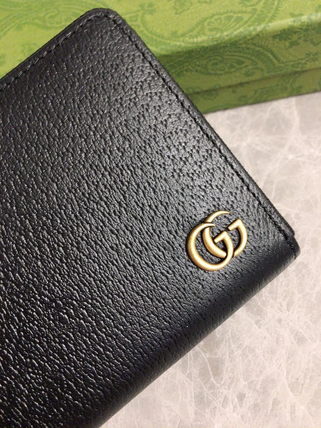 💰400🇭🇺🇭🇺The latest version of the GG marmont full zipper wallet at the counter🗽🗽Model: 428736, color: Gram, bronze double G logo🗽🗽Imported original pig grain leather is perfect to the extreme,🗽🗽exclusive real-life photos 🗽🗽Size: 19x10x2.5cm