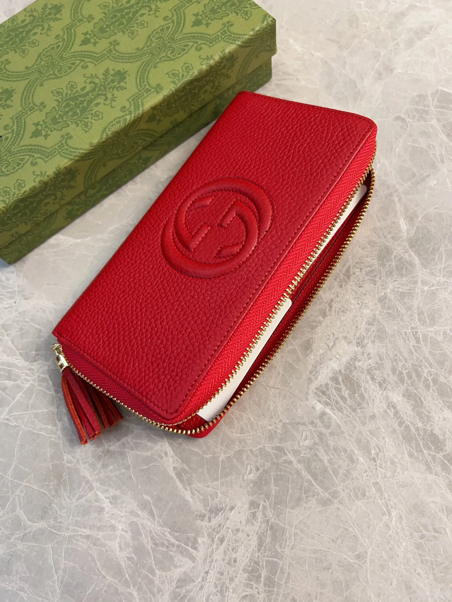 💰420 🇮🇹🇮🇹All the pictures above are in stock🗺🗺Be sure to do your best! ! Women's zipper wallet 308004 Original textured cowhide🗺🗺Original hardware, low-key and elegant, super stylish, fashionable 🗺🗺 Black and bright red🍻🍻Size 19.5-10-2.5