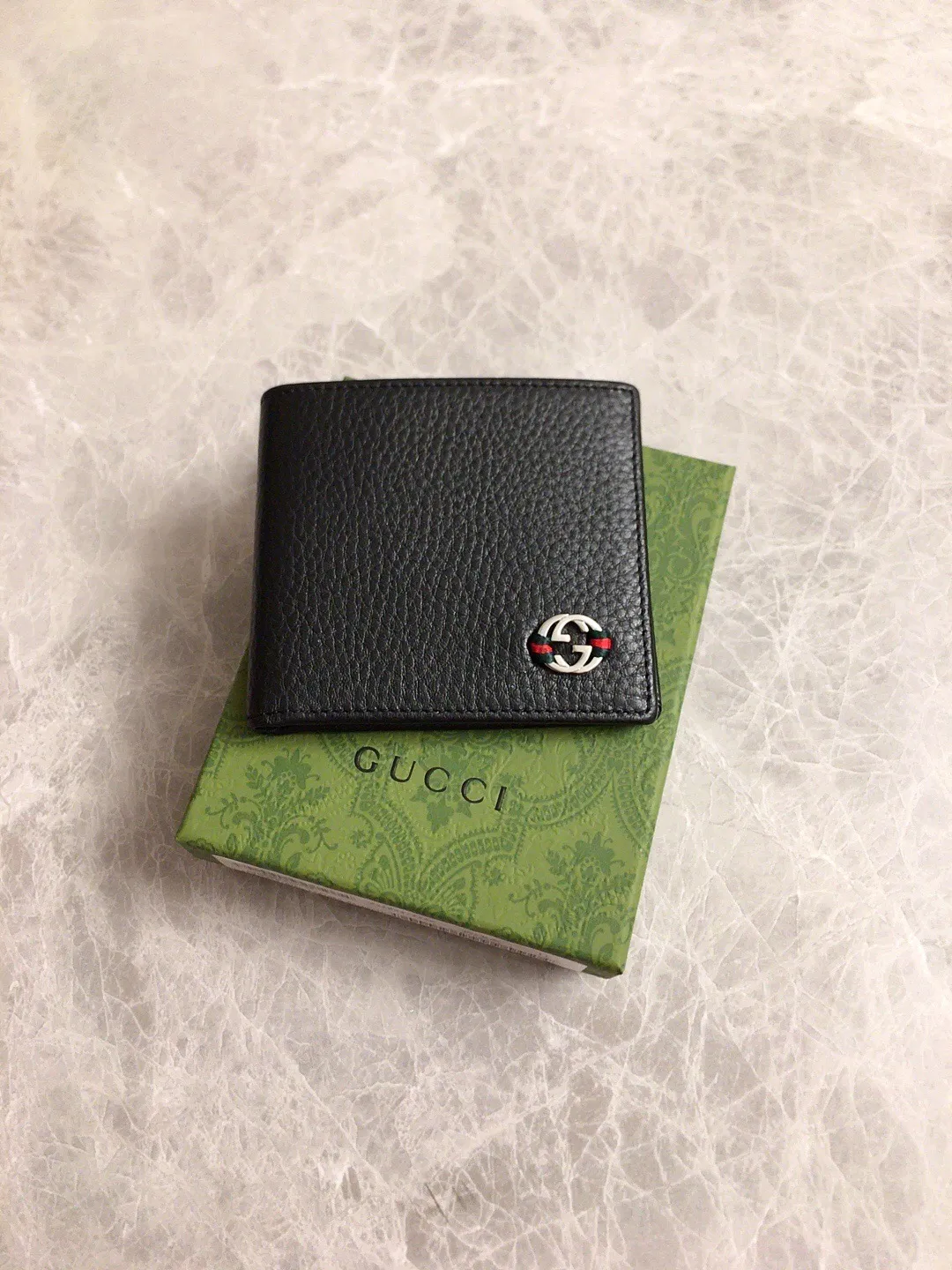 💰280 🇮🇹🇮🇹All the pictures above are in stock🗺🗺Be sure to do your best! 365464 original textured cowhide 🗺🗺 low-key and elegant, super stylish, fashionable 🗺🗺 black 🍻🍻 size 11~9cm