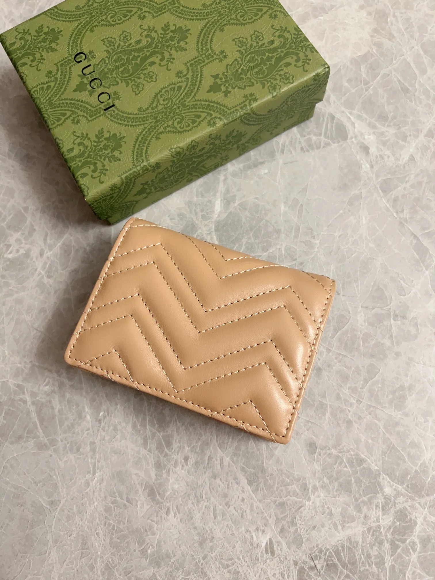 💰350 🇮🇹🇮🇹Original new product on the market! (card holder ~ wallet) counter quality, top-quality original goods, real photos! Style No. 466492 Rose Beige~🎈🎈🎈Dimensions: Width 11X Height 8X Side Width 3, 👏👏👏 Shipped