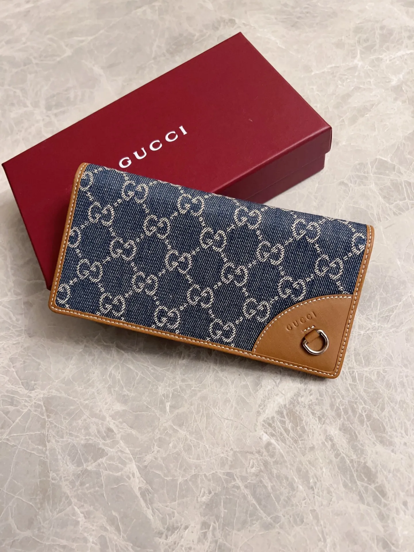 💰450 🇭🇺🇭🇺Original product! 🧽🧽jackie1961 denim denim series launches a new compact and noble style🧽🧽White hardware buckles and washed denim make the whole design exude elegance and timelessness🧽🧽Exquisite and fashionable! 🧽🧽Model: 821802, size: 19x10cm, color: denim/brown leather