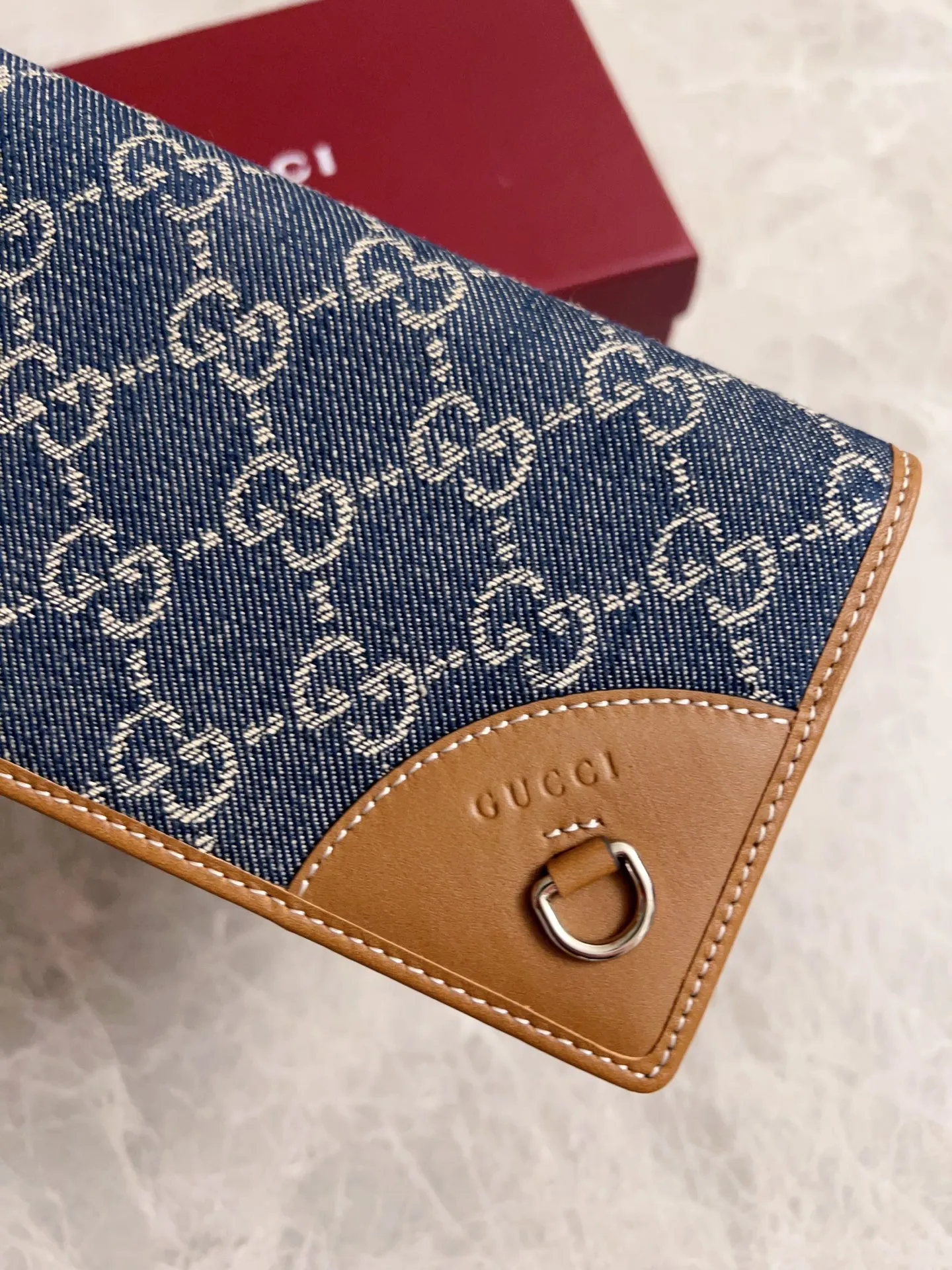 💰450 🇭🇺🇭🇺Original product! 🧽🧽jackie1961 denim denim series launches a new compact and noble style🧽🧽White hardware buckles and washed denim make the whole design exude elegance and timelessness🧽🧽Exquisite and fashionable! 🧽🧽Model: 821802, size: 19x10cm, color: denim/brown leather