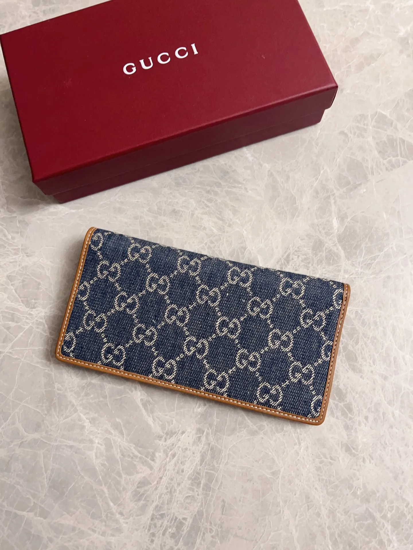 💰450 🇭🇺🇭🇺Original product! 🧽🧽jackie1961 denim denim series launches a new compact and noble style🧽🧽White hardware buckles and washed denim make the whole design exude elegance and timelessness🧽🧽Exquisite and fashionable! 🧽🧽Model: 821802, size: 19x10cm, color: denim/brown leather