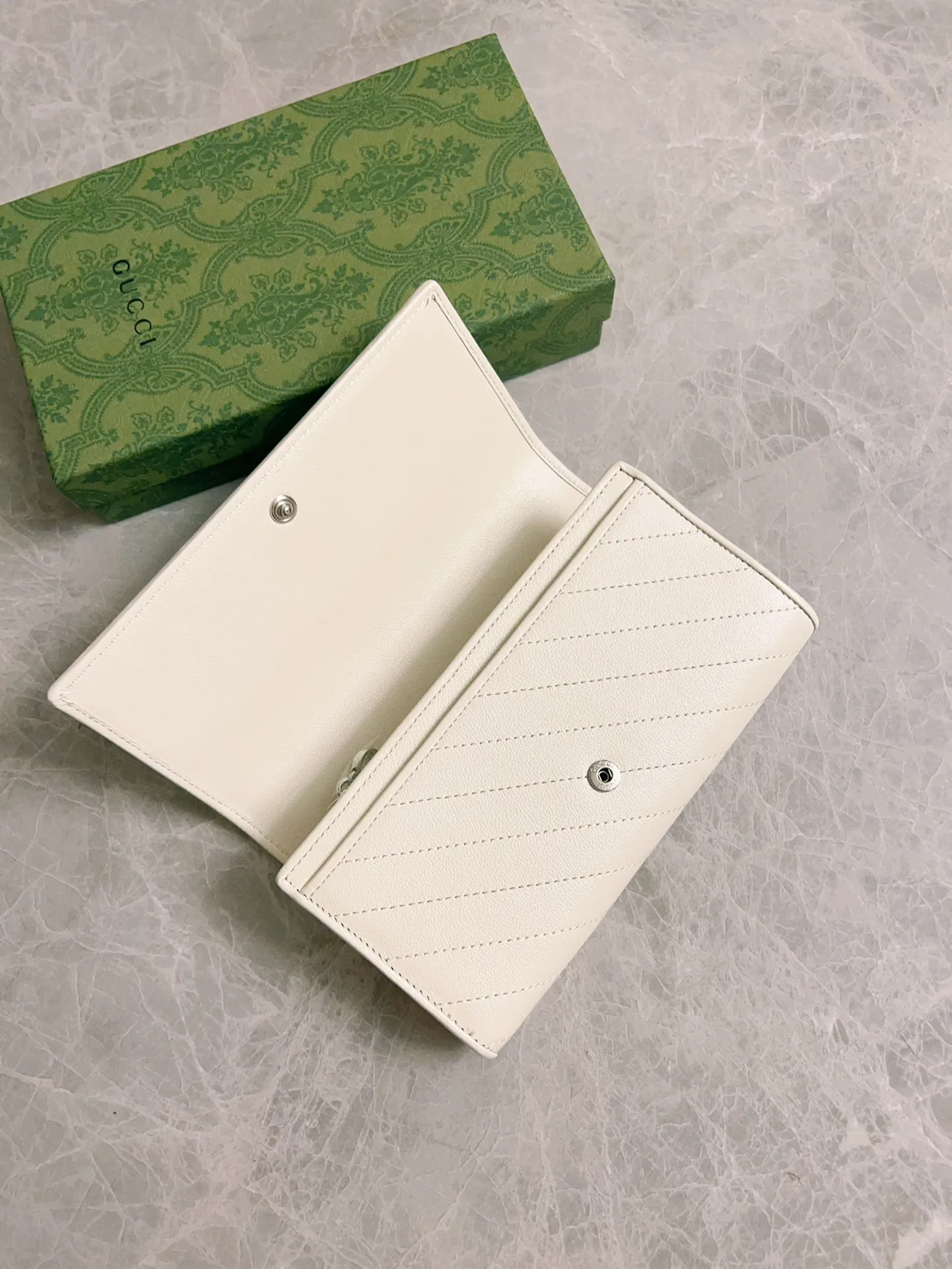 💰480🇭🇺🇭🇺Gucci Blondie series full zipper wallet Model: 760302 Size: 19.5x11x3cm (thick) Color: white, black, gray, brown, pink, green/original leather. Made in Italy