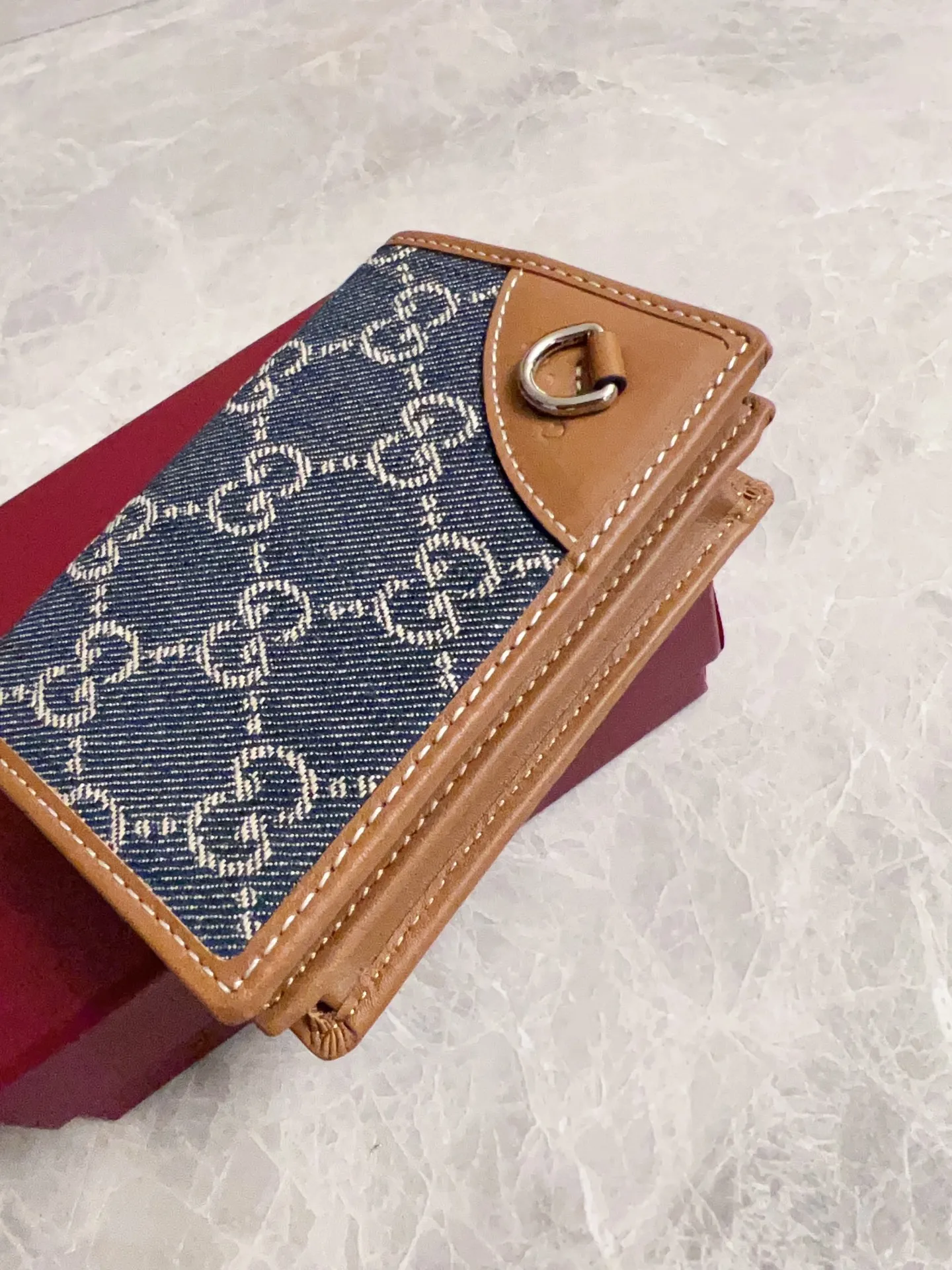 💰380 🇭🇺🇭🇺Original product! 🧽🧽jackie1961 denim denim series launches a new compact and noble style🧽🧽White hardware buckles and washed denim make the whole design exude elegance and timelessness🧽🧽Exquisite and fashionable! 🧽🧽Model: 820692, size: 11x8.5x3cm, color: denim/brown leather