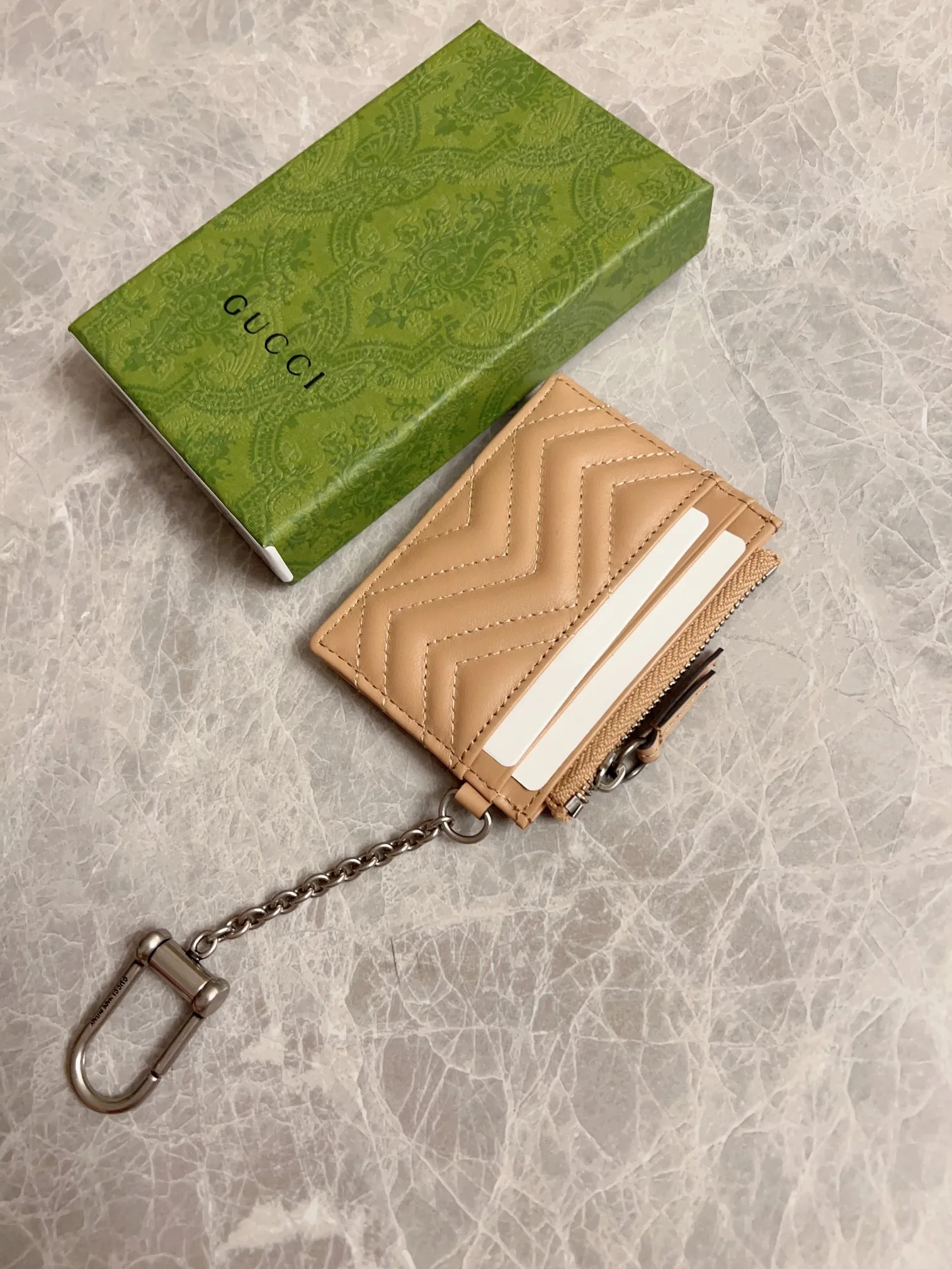 💰350🇮🇹🇮🇹Original new products are on the market! (Card holder) Counter quality, top-quality original goods, real photos! Style No.: 627064 Rose Beige~🎈🎈🎈Size: Width 10 X Height 7.5x1👏👏👏 Shipped