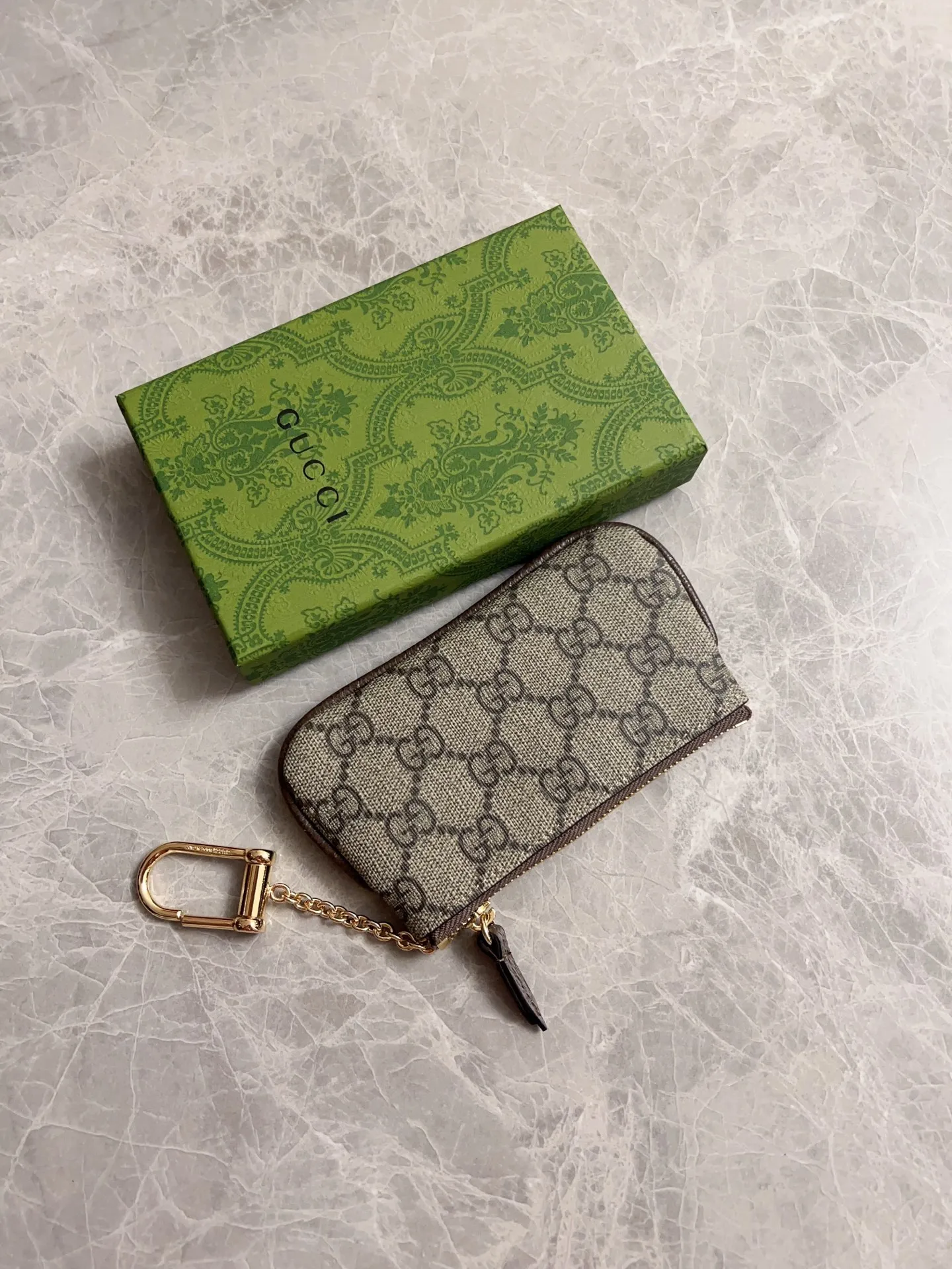 💰340 🇭🇺🇭🇺GG brand new small coin purse ~ lipstick bag 🪅🪅 Made of imported cowhide leather and PVC , 🪅🪅 with exquisite original factory double G hardware 🪅🪅, flexible and unique hook buckle, small and exquisite, great effect, model: 772321, color: brown pvc, size: 12x7.5x1.5cm