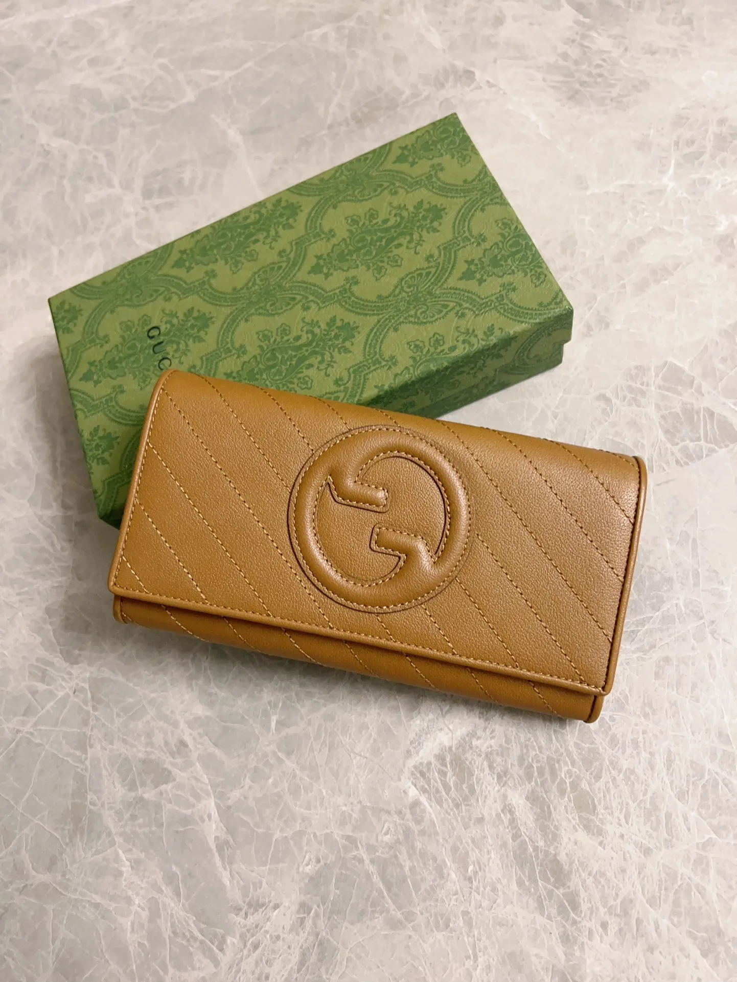 💰480🇭🇺🇭🇺Gucci Blondie series full zipper wallet Model: 760302 Size: 19.5x11x3cm (thick) Color: white, black, gray, brown, pink, green/original leather. Made in Italy