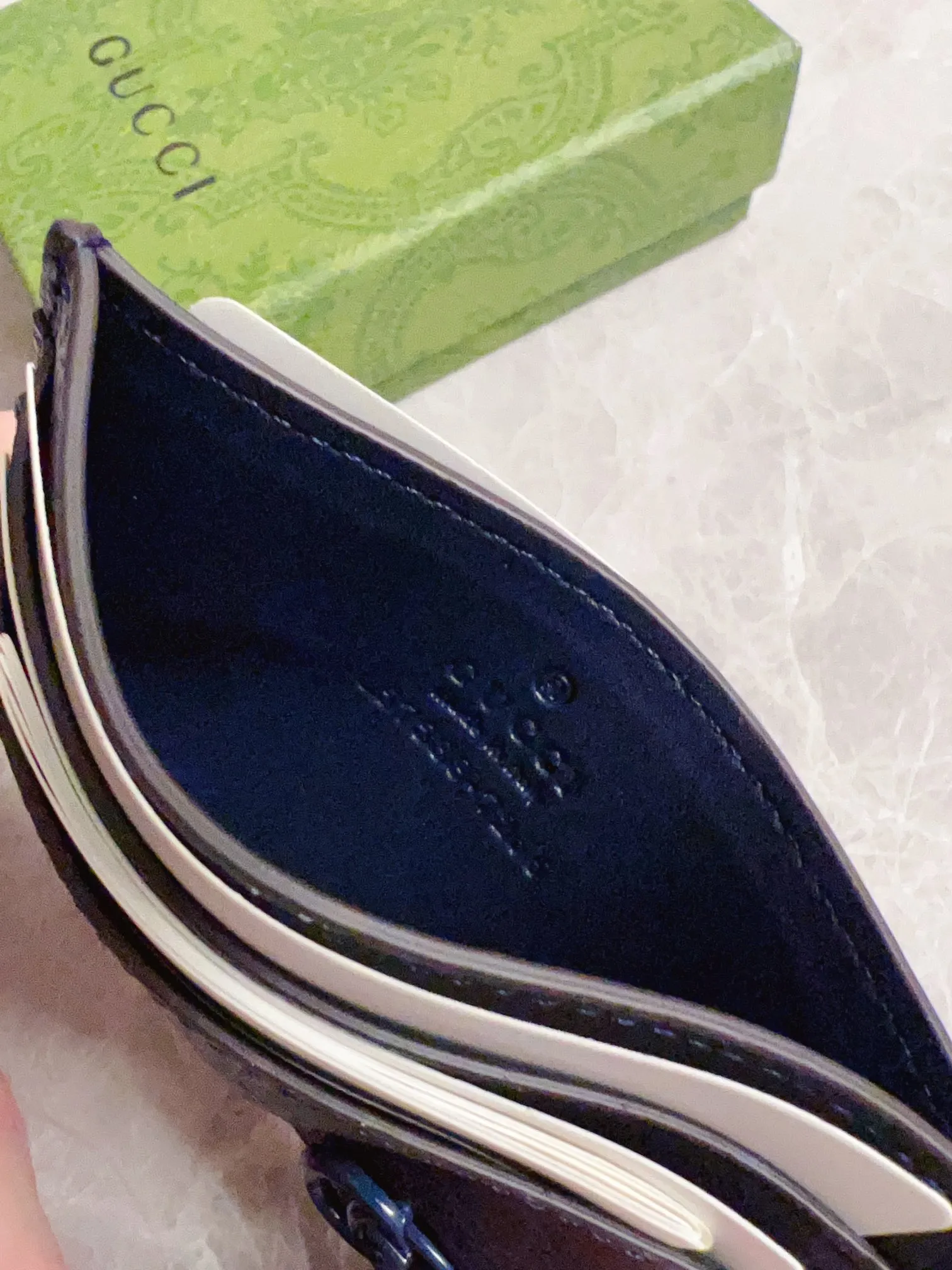 💰220🇭🇺🇭🇺The latest version of the GG marmont card holder at the counter🧃🧃Model: 657588, Color: Gram, black double G logo🧃🧃Imported original pig grain leather is perfect to the extreme,🧃🧃Exclusive real-life photos 🧃🧃Size: 11x7cm
