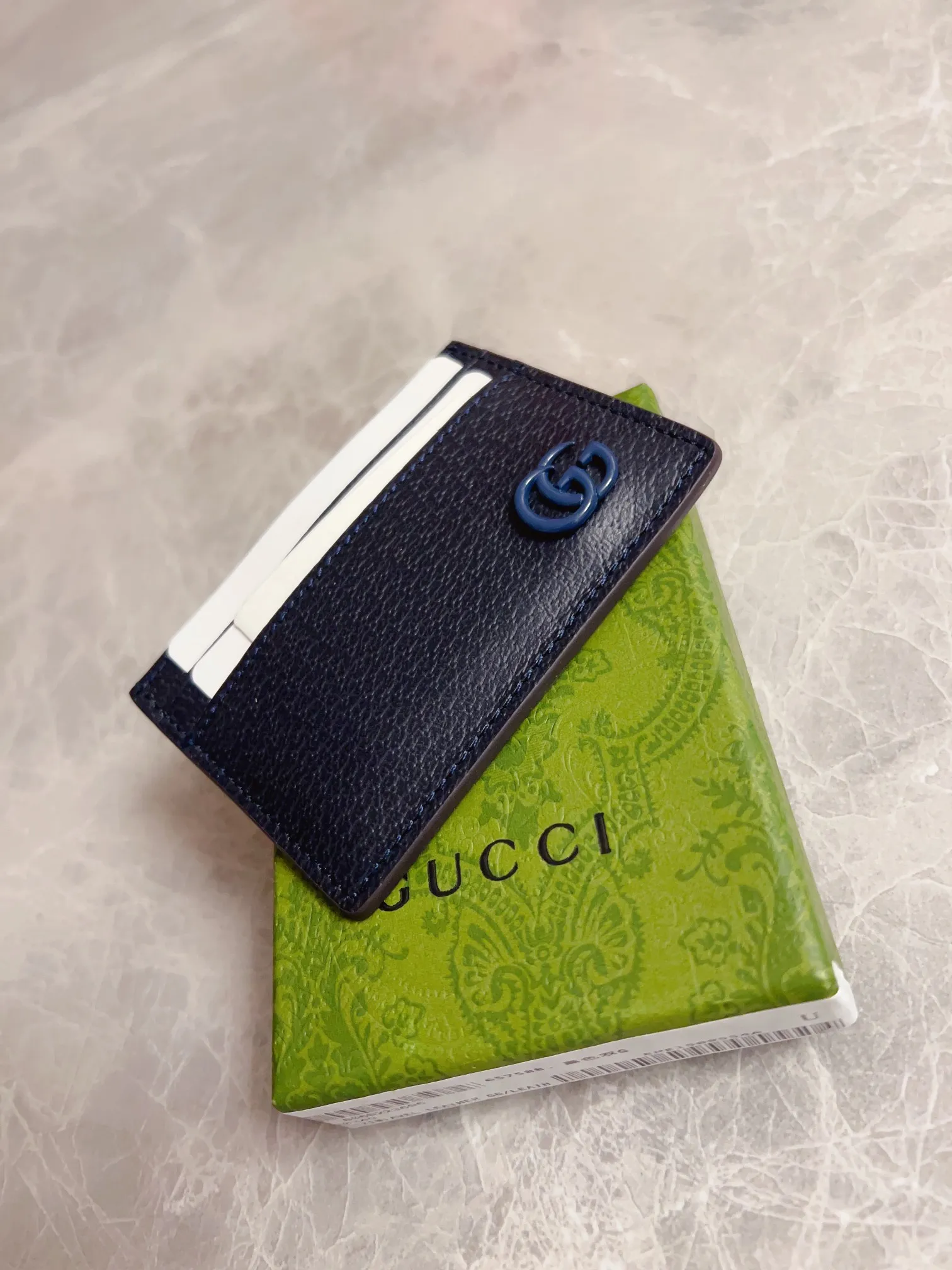 💰220🇭🇺🇭🇺The latest version of the GG marmont card holder at the counter🧃🧃Model: 657588, Color: Gram, black double G logo🧃🧃Imported original pig grain leather is perfect to the extreme,🧃🧃Exclusive real-life photos 🧃🧃Size: 11x7cm