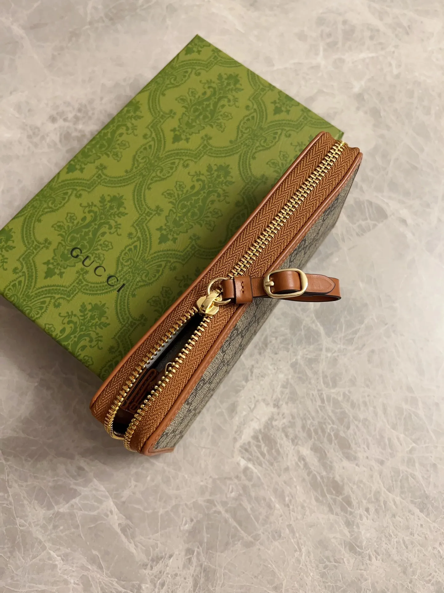 💰460 🇮🇹🇮🇹Gucci’s latest GG Supreme premium PVC with original cowhide leather wallet🌾🌾Model: 821803, size: 19×10x2.5cm