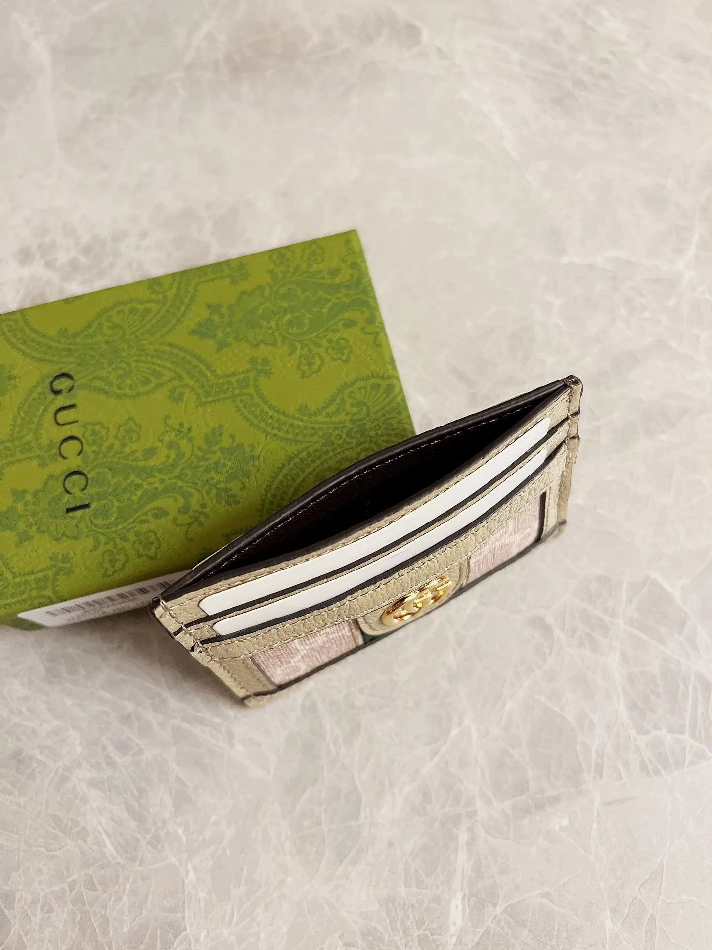 💰210🇭🇺🇭🇺 The official website is synchronized with the new model! Ophidia series ~ small card holder 🏴 char holder 🏴 char holder 🏴 char holder 🏴 char holder using GG Supreme high-grade PVC fabric🏴‍awncharnbar 🏴　　　　🏴Nicola