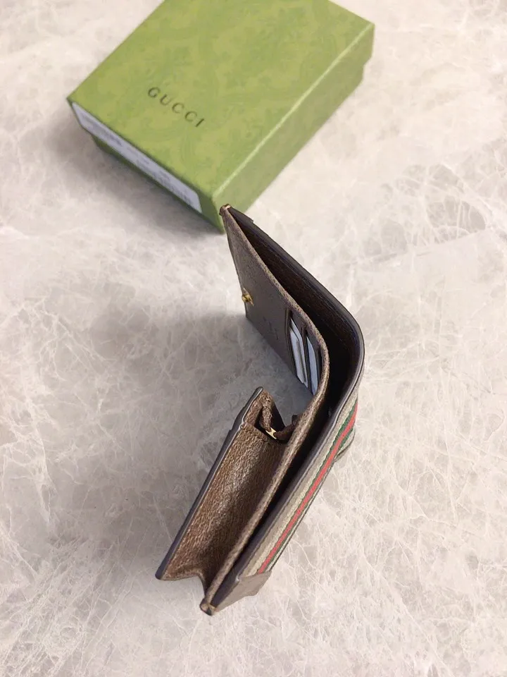 💰330 🇭🇺🇭🇺 The official website is synchronized with the new model! Ophidia series ~ short card holder/wallet, 🏴 char holder/wallet, 🏴 awning Supreme high-grade PVC fabric🏴‍awncharnbar 🏴awngatha