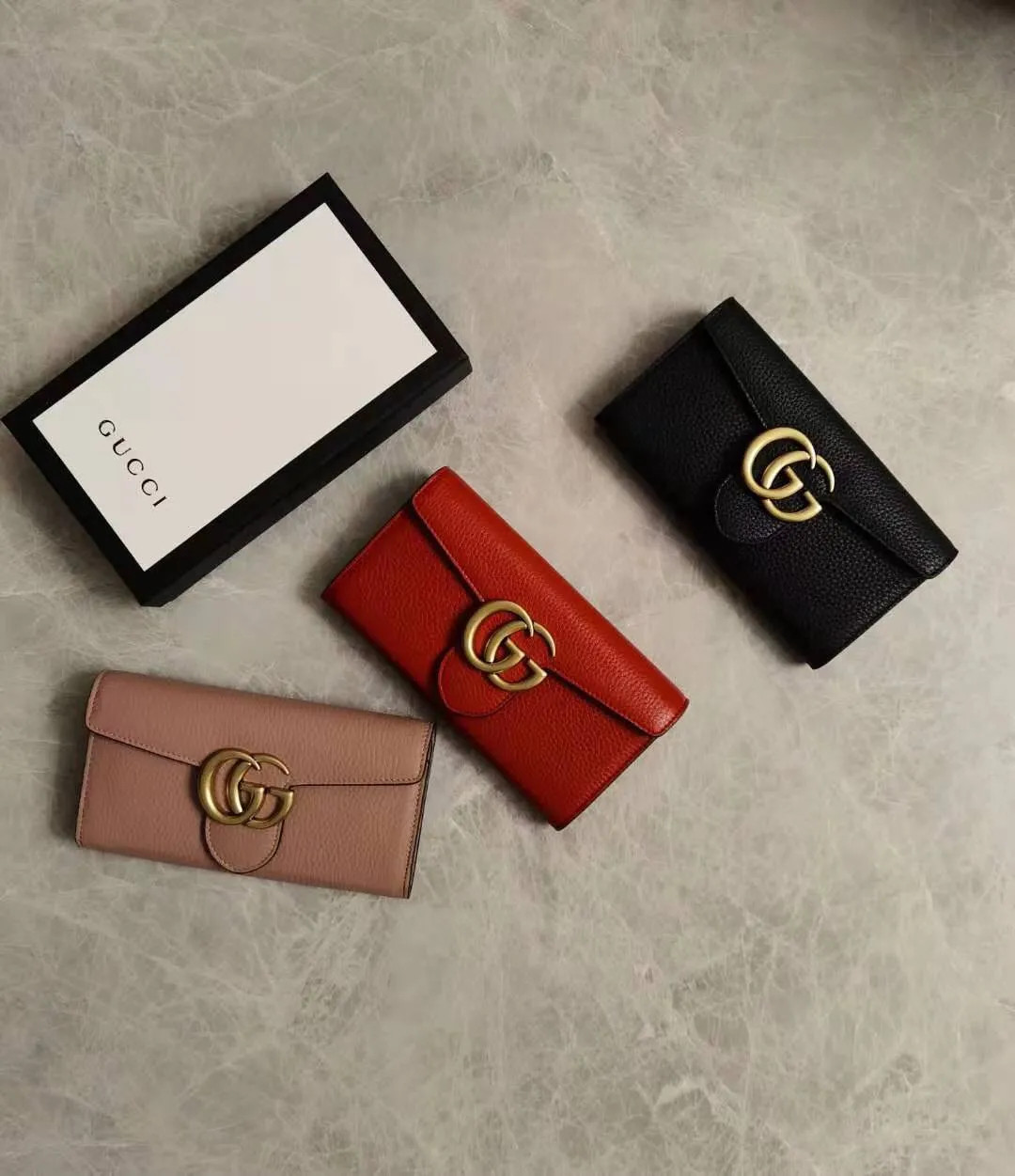 💰 420🇭🇺🇭🇺Original product! The latest model in the counter, 🦄🦄Top imported first-layer textured cowhide^_^24K high temperature electroplating hardware^_^Perfect stitching 🦄🦄Comparable to genuine products🦄🦄Model number: 400586 Color: black, nude pink, bright red, size: 19.5-10-2.5cm