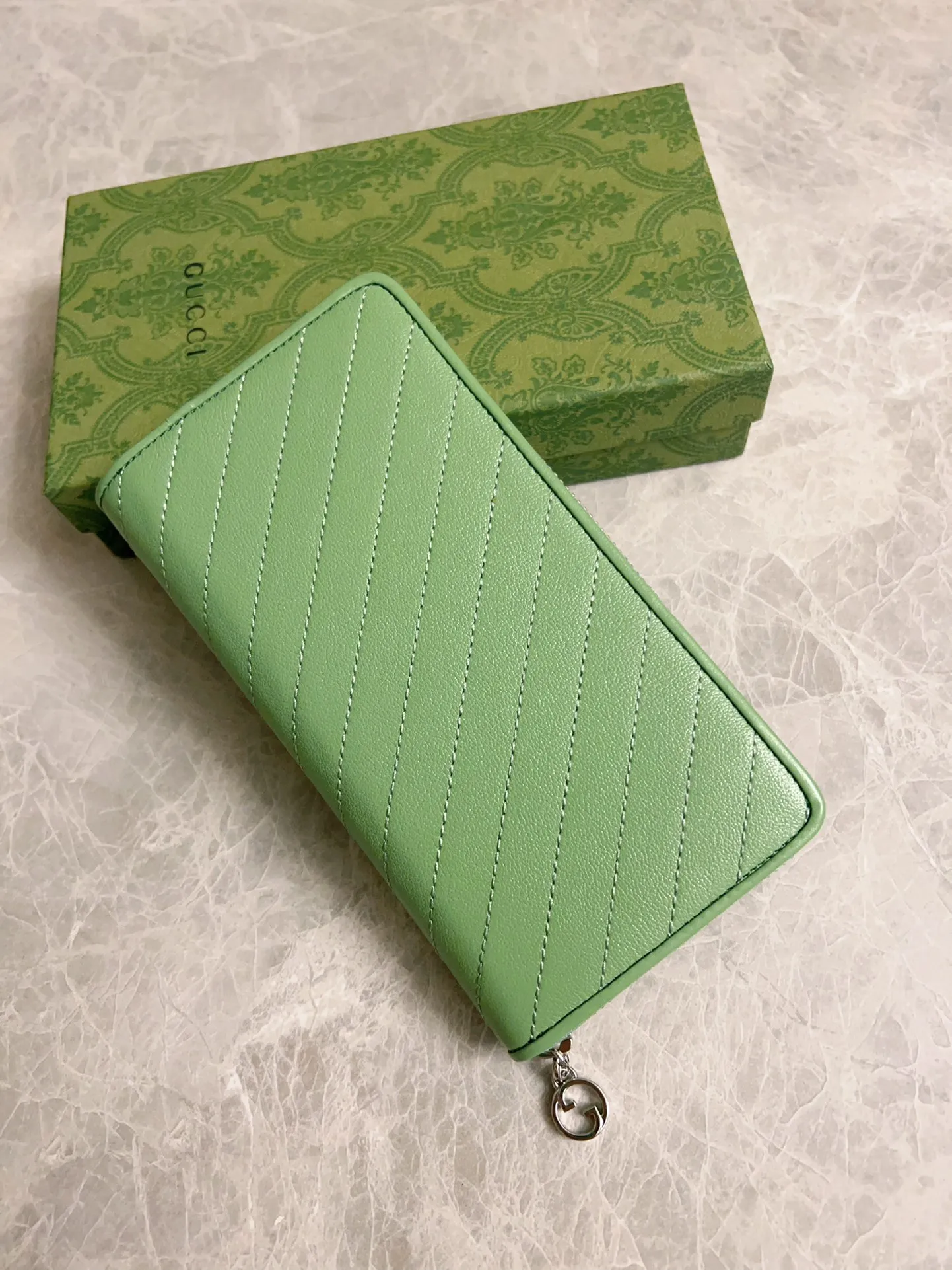 💰480🇭🇺🇭🇺Gucci Blondie series full zipper wallet Model: 760312 Size: 11 (length) x 19.5 (width) x 3cm (thickness) Color: green/original leather. Made in Italy