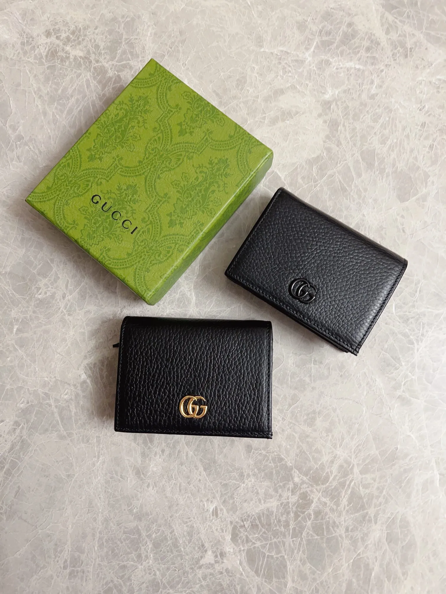 💰330 🇭🇺🇭🇺 New card holder ~ wallet, original quality! 🌾🌾Model number: 456126, imported natural cowhide leather🌾🌾with the latest double G metal logo🌾🌾Size: 11x 9x 3cm, color: black, bright red, nude pink, elephant gray, exquisite and luxurious🌾🌾