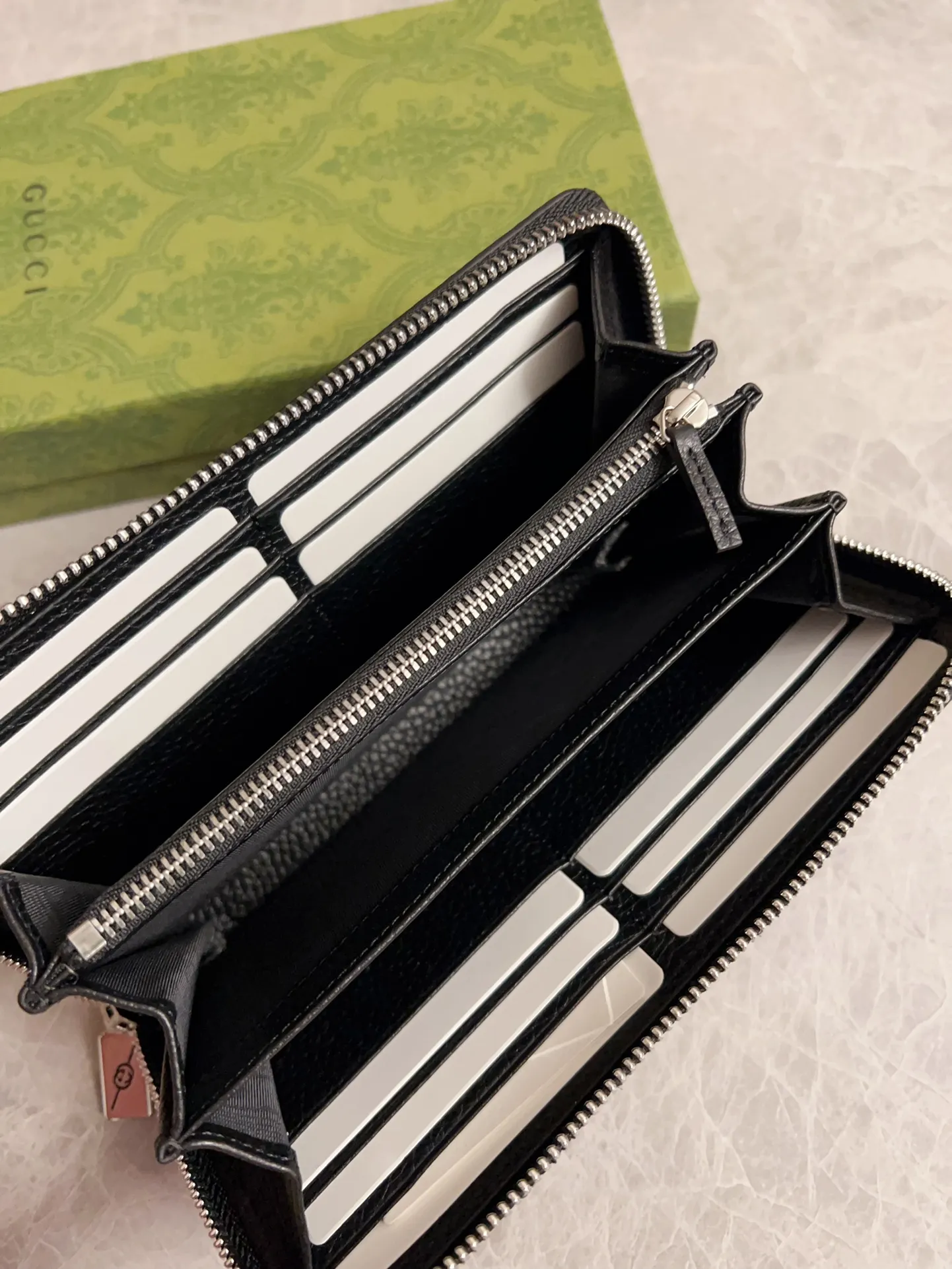 💰480 🇭🇺🇭🇺Counter quality, top-quality original goods, real photos! 🧬🧬Model number: 771154 Black leather🧬🧬Size: 19x10x3cm
