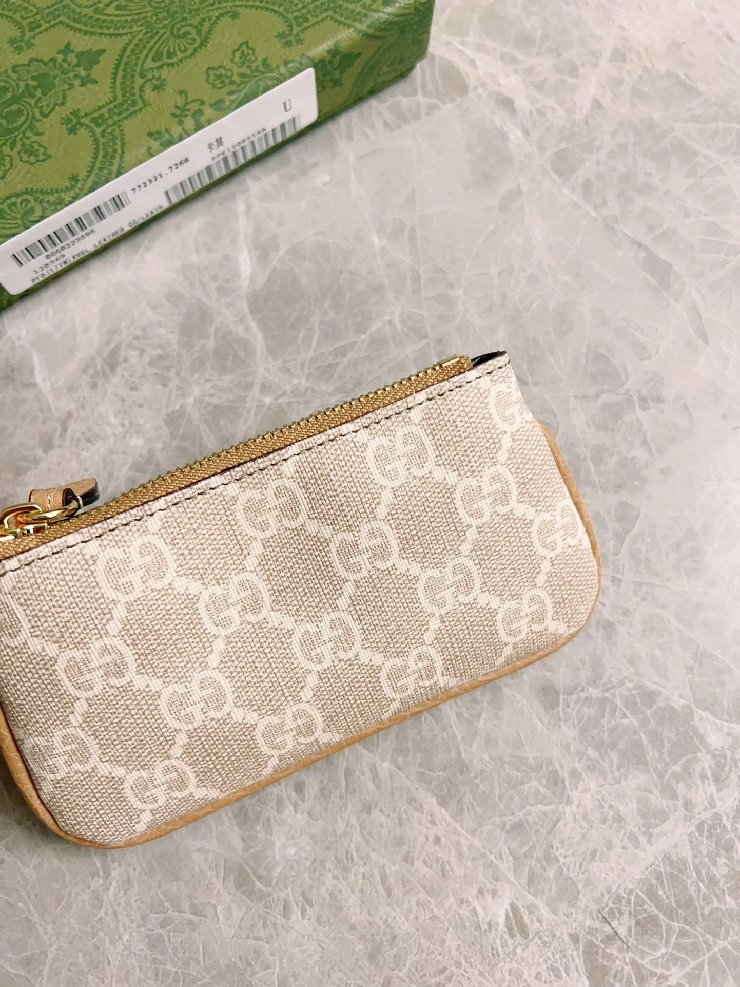 💰340 🇭🇺🇭🇺GG brand new small coin purse ~ lipstick bag 🪅🪅 Made of imported cowhide leather and PVC , 🪅🪅 with exquisite original factory double G hardware 🪅🪅, flexible and unique hook buckle, small and exquisite, great effect, model: 772321, color: khaki pvc, size: 12x7.5x1.5cm
