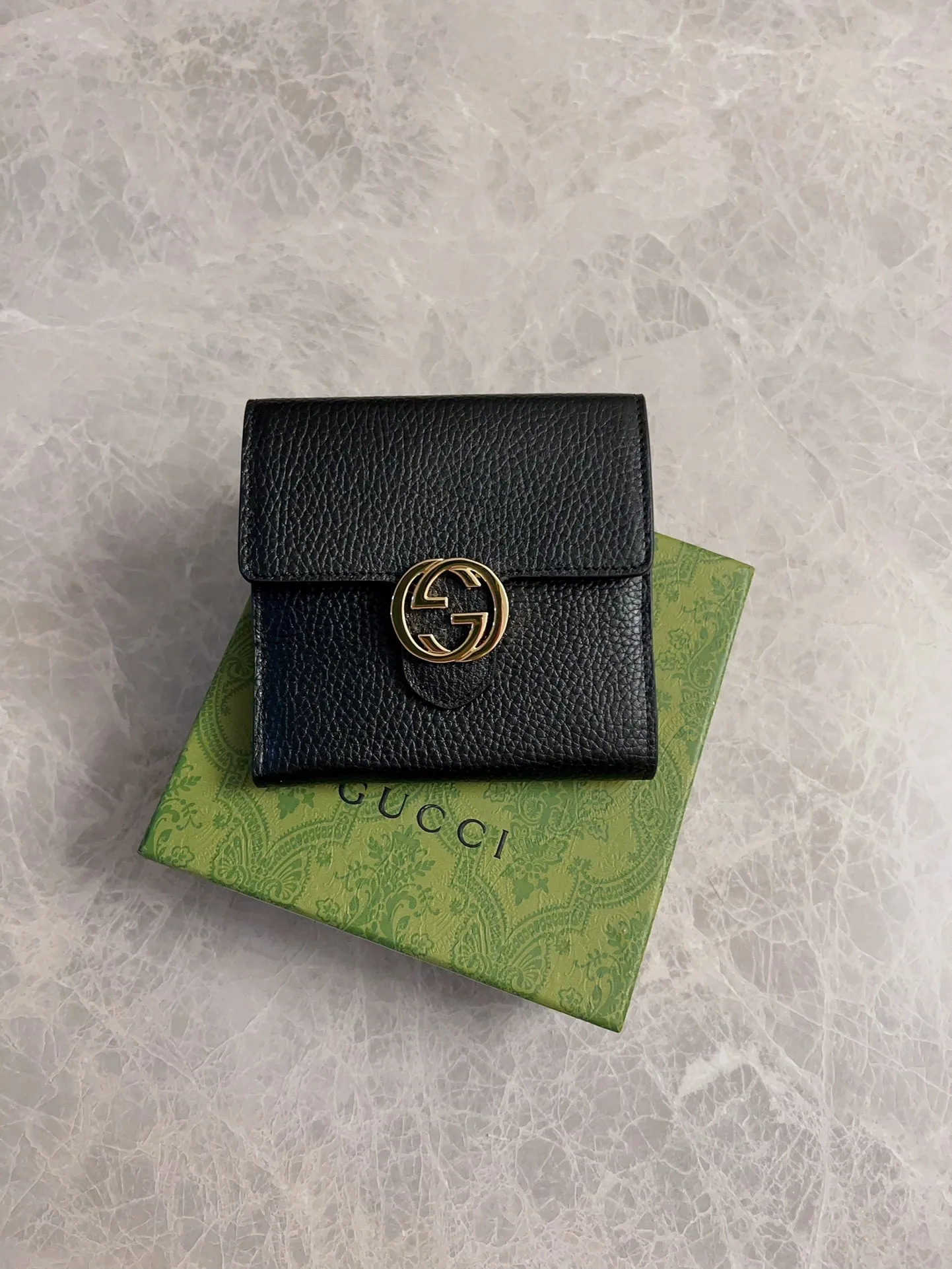 💰440 🇭🇺🇭🇺The latest model original Ferrari leather ~ pressed large G🌷🌷original double G hardware 🌷🌷exquisite oil edges! Model: 615525 Size: 12x11x3cm 🌷🌷Color: Gram pattern