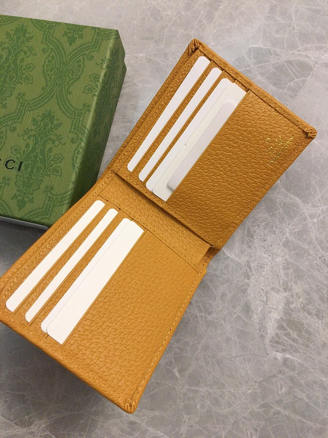 💰300 🇭🇺🇭🇺GUCCI KAI Kim Jong-in Joint Bear Series 🍃🍃 Short Wallet 🍃🍃 Model: 660159, Size: 11x9cm, 🍃🍃 Made of original leather!