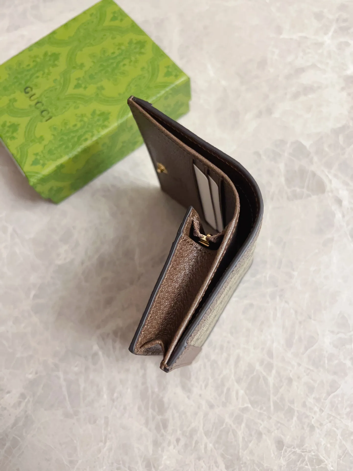 💰360 🇭🇺🇭🇺 official website synchronizes new styles! Ophidia series ~ short card holder/wallet, 🏴 char holder/wallet, 🏴 awning Supreme high-grade PVC fabric🏴‍charncharnchart, refined from classic works! 🏴awngatha