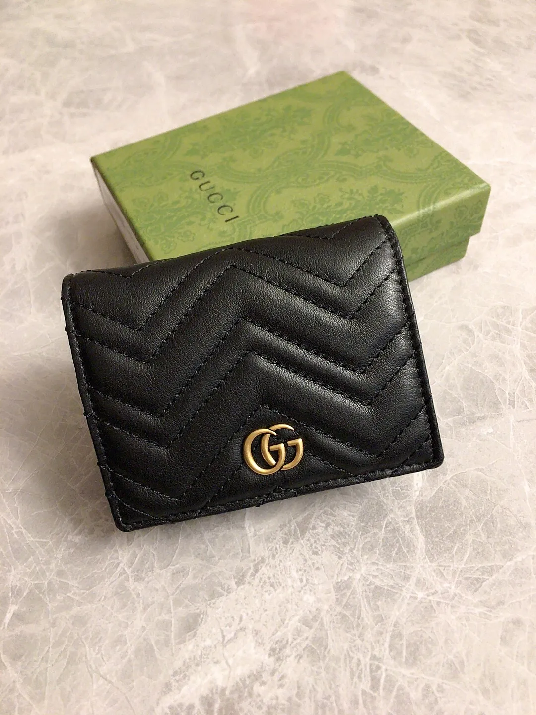 💰340 🇭🇺🇭🇺 Latest～GG Marmont card holder👛👛Humanoid pattern quilted original leather💋💋With GG logo pattern on the back, bronze hardware accessories👛👛 Style number: 466492, size: W11*H8*D3 cm , Color: black, bright red, dark green, nude pink