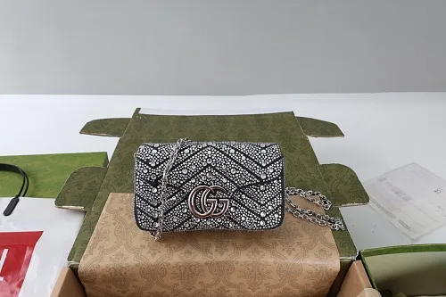 All categories Official website "Brand Women's Bags" Women's Bags 💙 GUCCI 2026 GUCCI new crossbody shoulder bag