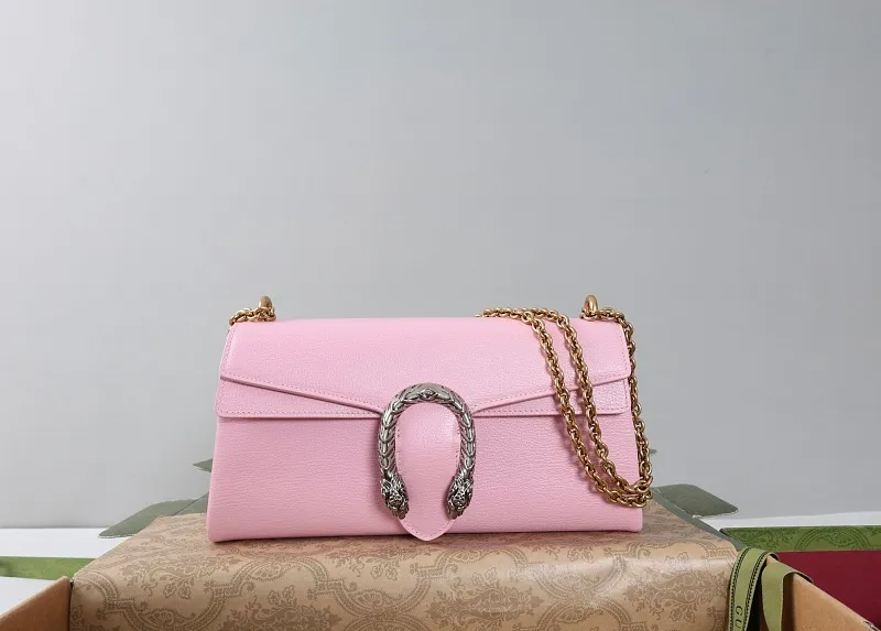 All categories Official website "Brand Women's Bags" Women's Bags 💙 GUCCI 2026 GUCCI new crossbody shoulder bag