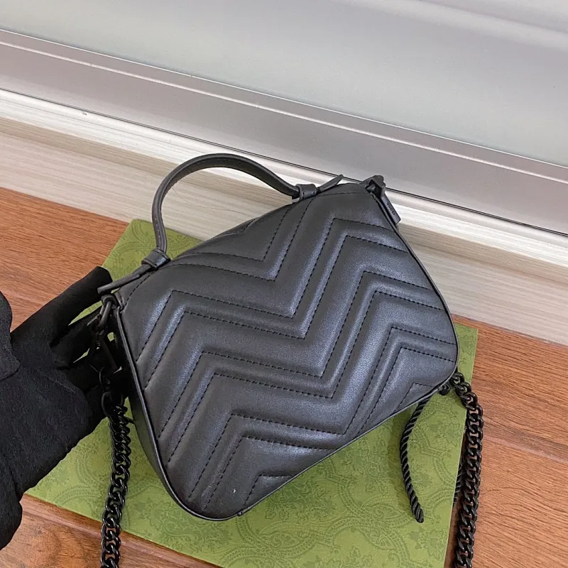 All categories Official website "Brand Women's Bags" Women's Bags 💙 GUCCI 2022 Official New Style Gucci Crossbody Bag Wholesale 58001900 High Quality Specifications: 21-15.5-8CM