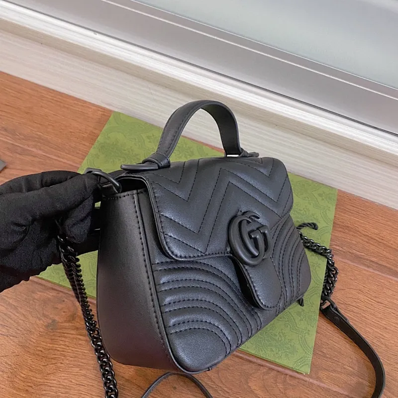 All categories Official website "Brand Women's Bags" Women's Bags 💙 GUCCI 2022 Official New Style Gucci Crossbody Bag Wholesale 58001900 High Quality Specifications: 21-15.5-8CM