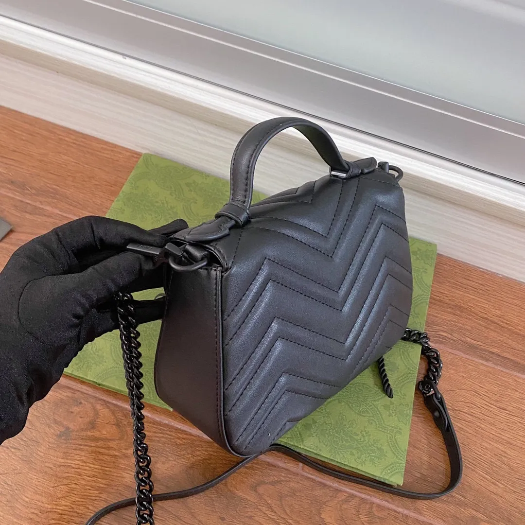 All categories Official website "Brand Women's Bags" Women's Bags 💙 GUCCI 2022 Official New Style Gucci Crossbody Bag Wholesale 58001900 High Quality Specifications: 21-15.5-8CM