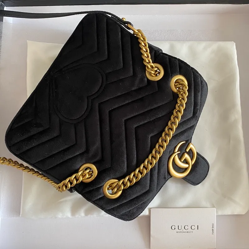 All categories Official website "Brand Women's Bags" Women's Bags 💙 GUCCI 2022 official new Gucci crossbody bag wholesale Original order quality 58002000 Size: 22-13-6Cm