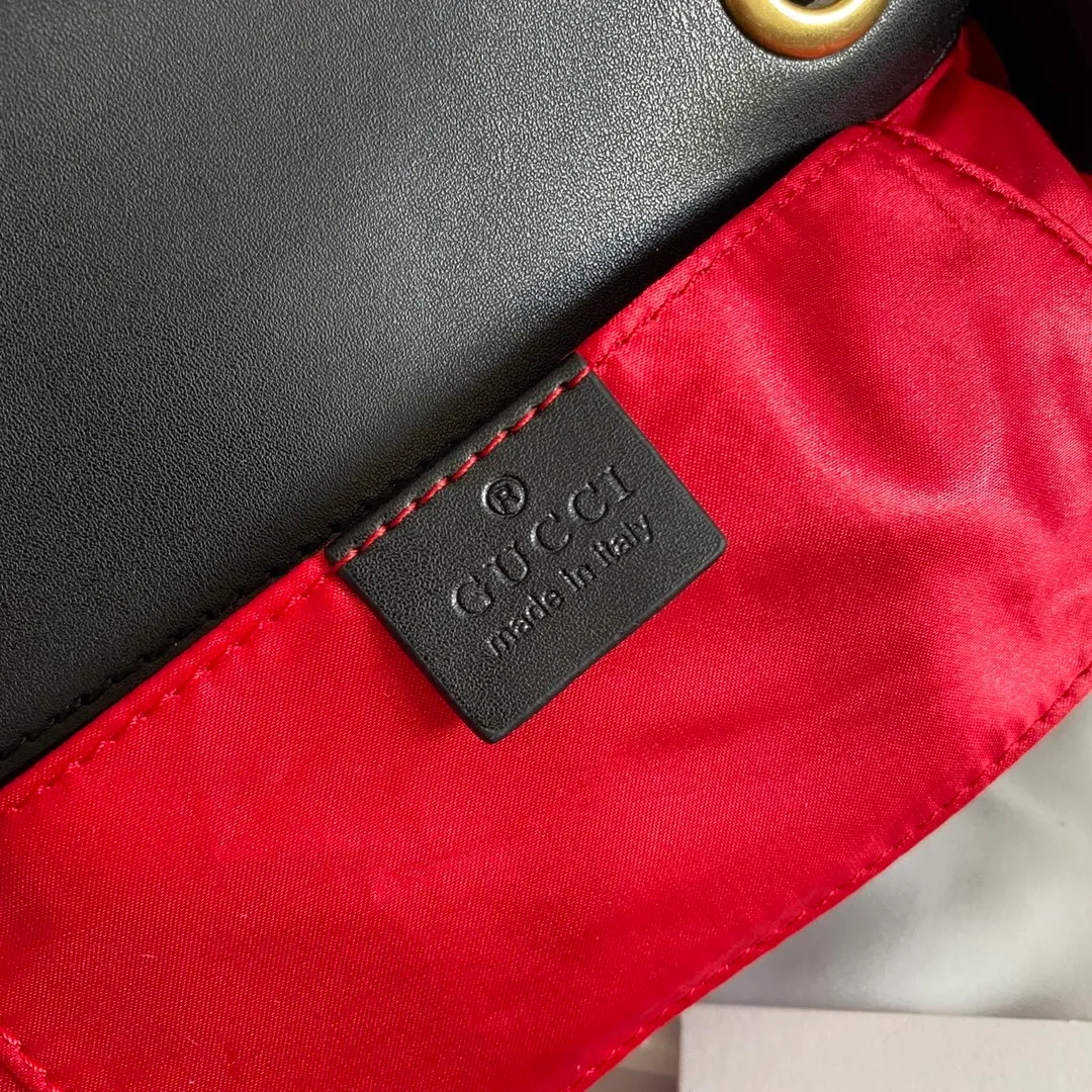 All categories Official website "Brand Women's Bags" Women's Bags 💙 GUCCI 2022 official new Gucci crossbody bag wholesale Original order quality 58002000 Size: 22-13-6Cm