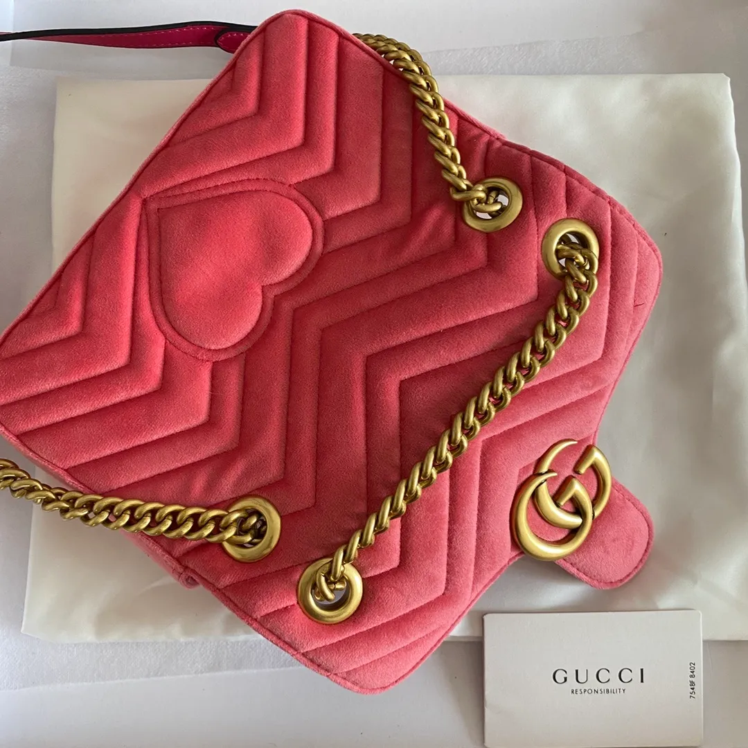 All categories Official website "Brand Women's Bags" Women's Bags 💙 GUCCI 2022 official new Gucci crossbody bag wholesale Original order quality 58002000 Size: 22-13-6Cm