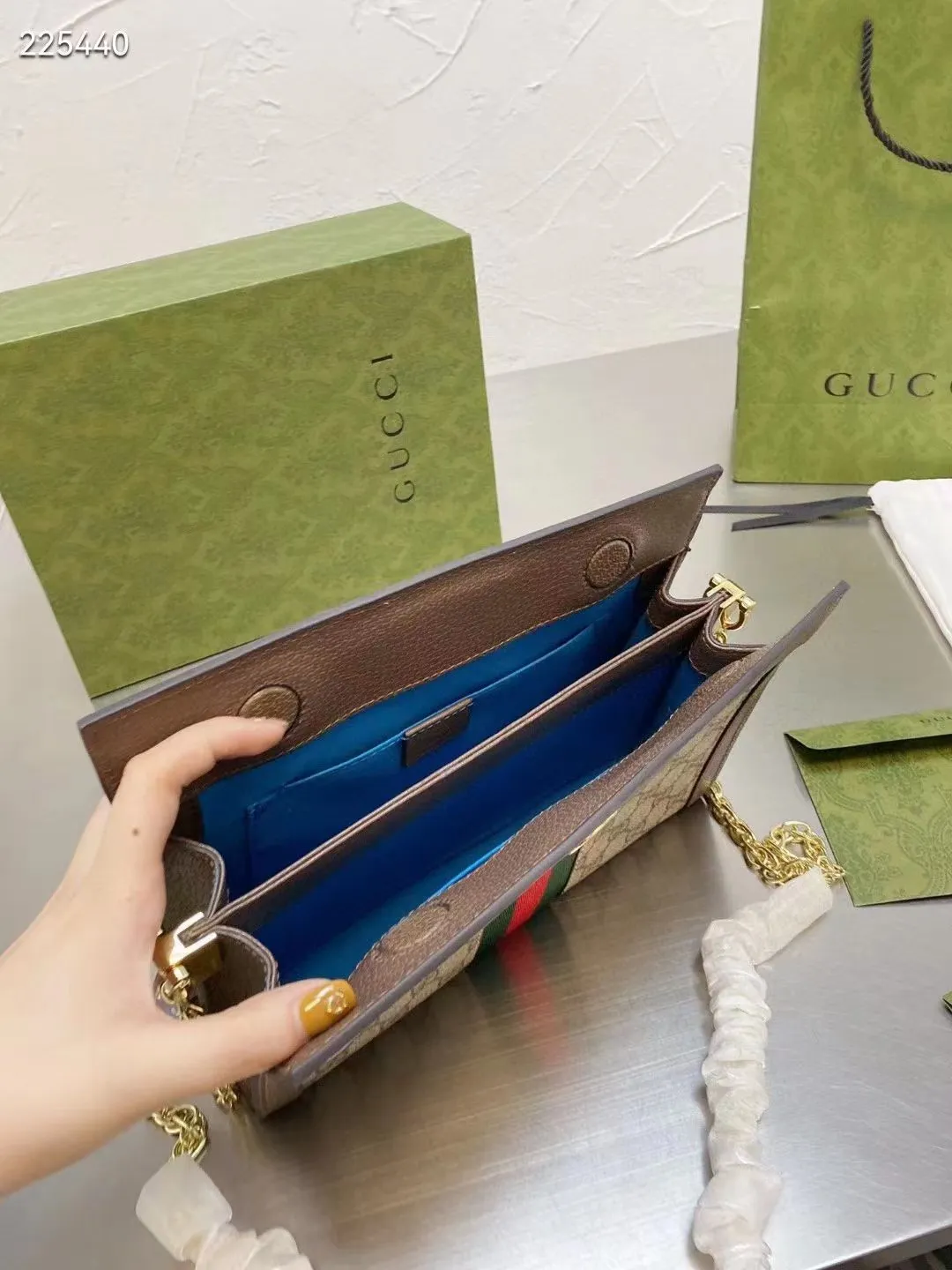 All categories Official website "Brand Women's Bags" Women's Bags 💙 GUCCI 2022 official new Gucci crossbody bag wholesale 58001300 Original order quality Size: 27-18 cm