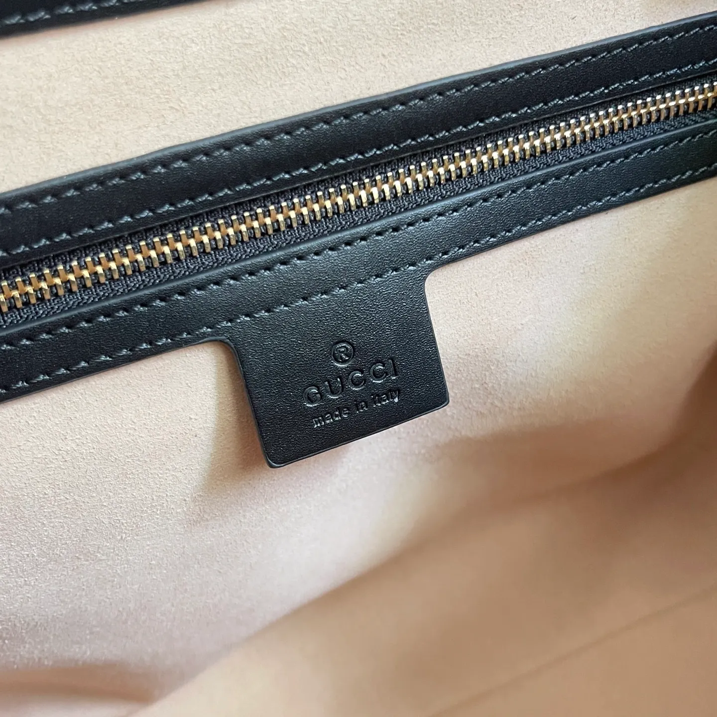 All Categories Official Website "Brand Women's Bags" Women's Bags 💙 GUCCI 2025 New GUCCI Crossbody Bag