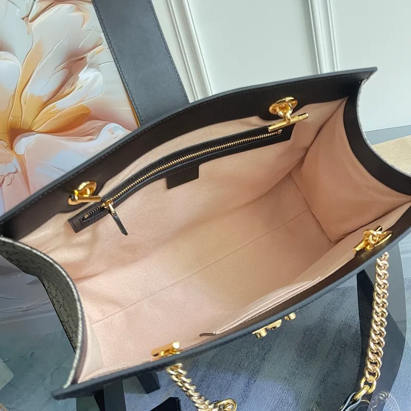 All Categories Official Website "Brand Women's Bags" Women's Bags 💙 GUCCI 2025 New GUCCI Crossbody Bag
