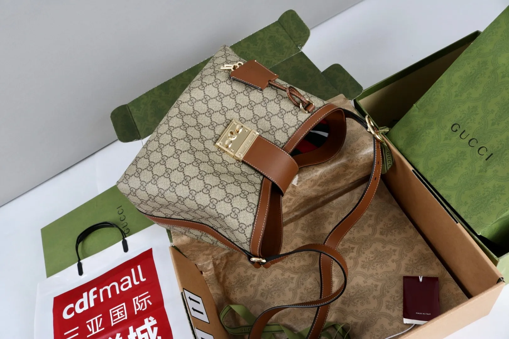 All Categories Official Website "Brand Women's Bags" Women's Bags 💙 GUCCI GUCCI 2026 New Classic GG Pattern Crossbody Bag